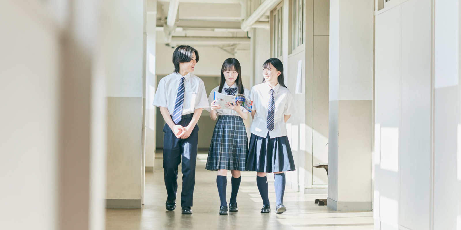 金光藤蔭高校 ブレザー と 柔道着